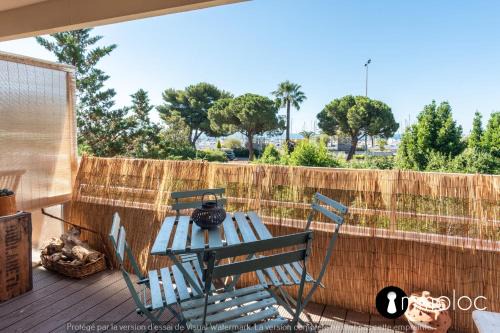 Saint-Laurent-du-Var Apartment | Air-conditioned apartment facing the port of Saint Laurent with 2 bedrooms