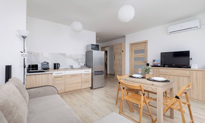 Wieliczka Apartment | Air-conditioned Apartment by Renters