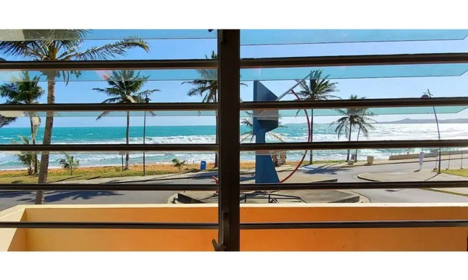 La Pared Condo | "AIR CONDITIONED" BEACH FRONT HOME IN PARADISE