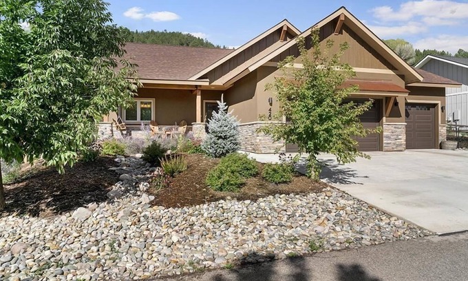 Hermosa House | Air-Conditioning, Hot Tub, Fire Pit, Fenced Yard!