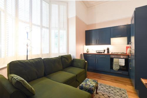 Southsea House | Air Maison - Parkview Oasis - Short Walk to Seafront