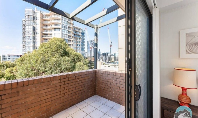 Parramatta Apartment | Aircabin - Parramatta - Free Parking - 1 Bed Apt