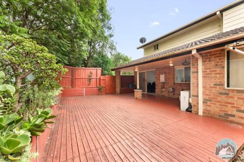 Seven Hills House | Aircabin - Seven Hills - Lovely - 3 Beds Townhouse