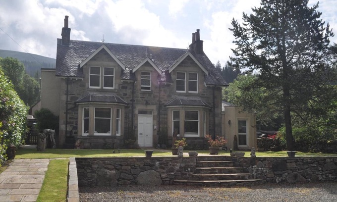 Strathyre Bed & Breakfast | Airlie House Self-Catering