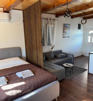 Karuc Apartment | Airport apartments Jelena