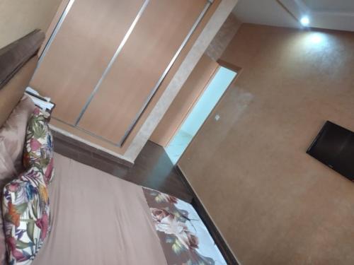 Deroua House | Airport M V chambre stay