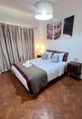 Casal da Ladeira House | airport room