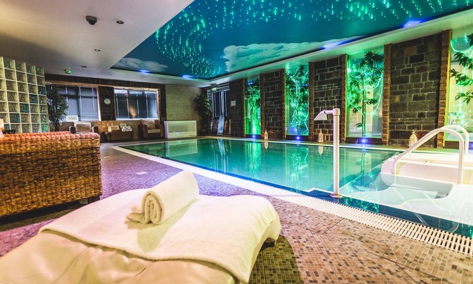 Lusk Hotel | Airport View Hotel & Secret Spa