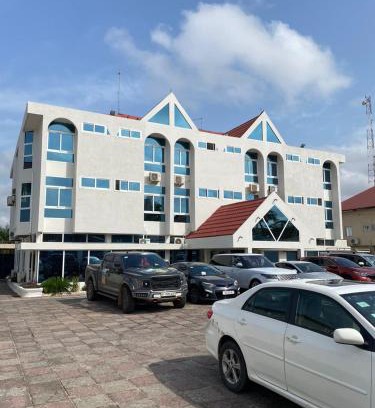 Dzorwulu Hotel | Airport West Hotel