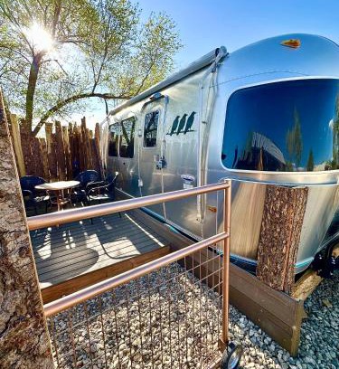 Taos Other | Airstream DeLuxx - LUXX Glamping Taos NM