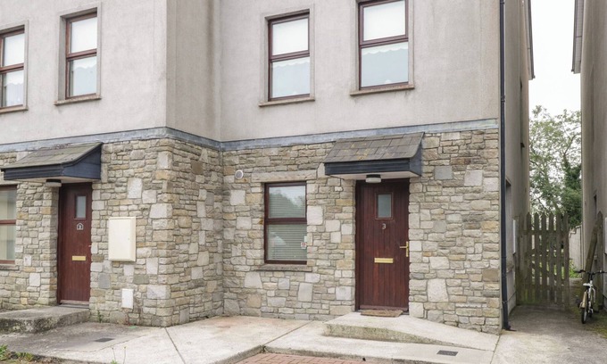 Foxford Cottage | AISLING, pet friendly, with open fire in Foxford, County Mayo