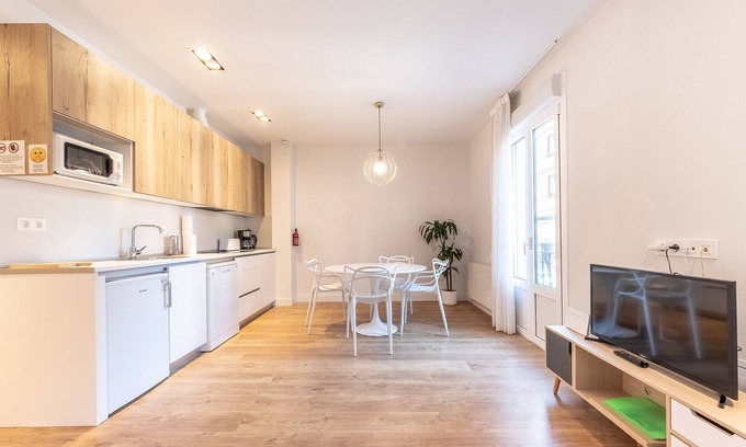 Castanos Apartment | AITITE