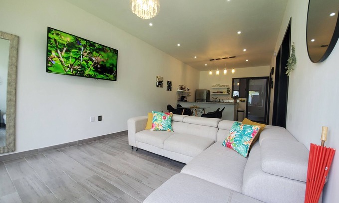 Ajijic Apartment | Ajijic Revolucion 95 Great Location!