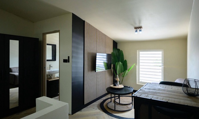 Colon Apartment | Aki Banda Suites