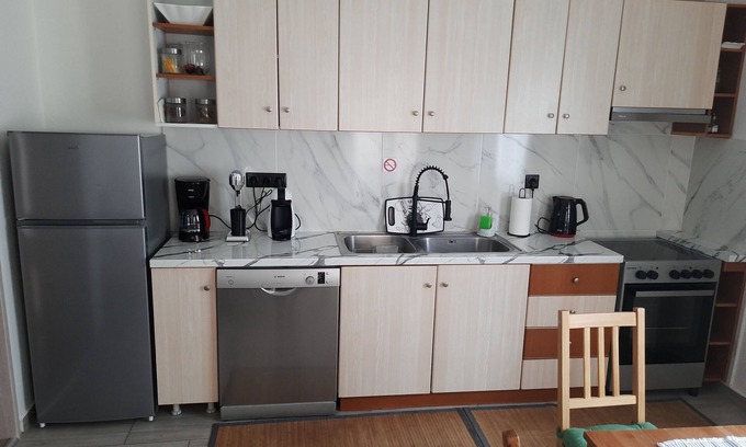 Ioannina Apartment | AkisPlace. n3 bedroom apt fully rennovated, cozy and comfortable place to stay.