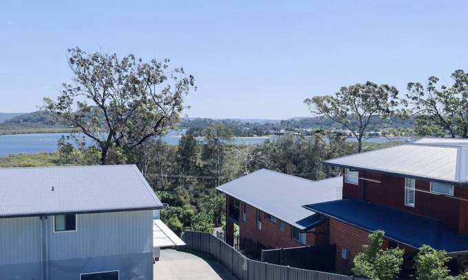 Empire Bay House | Akoya Pearl Central Coast