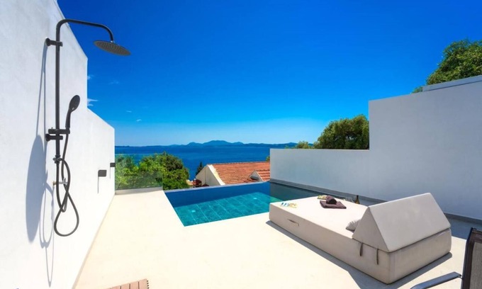 Barbati House | Akrogiali Apartments