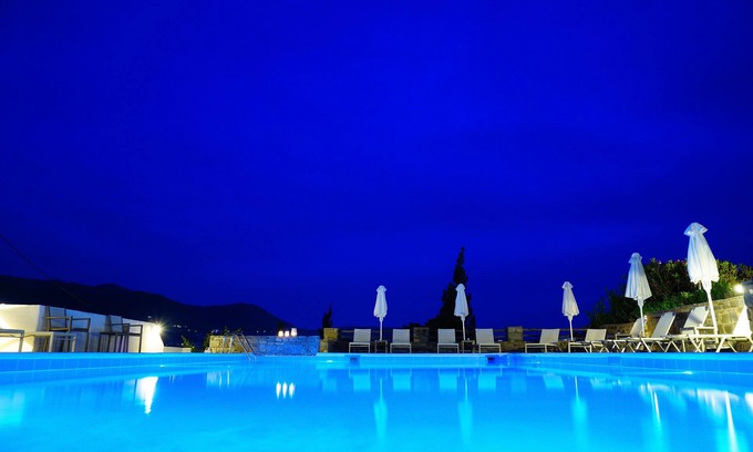 Krotiri Hotel | Akrotiri Hotel