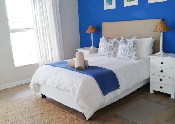 Voelklip House | Akwa