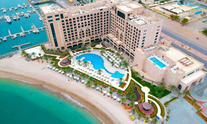 Al-Fujairah Hotel | Al Bahar Hotel & Resort
