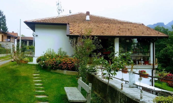 Azzio House | AL CIOS VACATION HOME FOR A RELAXING VACATION IN THE GREEN OF NATURE