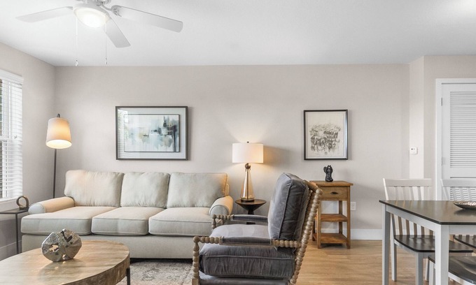 Tuscaloosa Condo | Al's River Retreat at Watercress with Pool & Gym Access