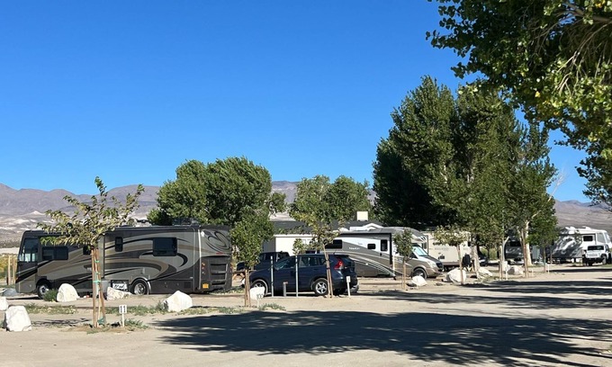 Olancha RV Rental | Alabama Hills Mt. Whitney Lakeside RV Camping Site #5