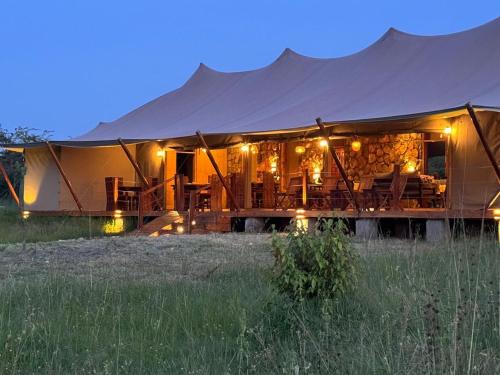 Ololaimutiek Hotel | Alama Camp Mara