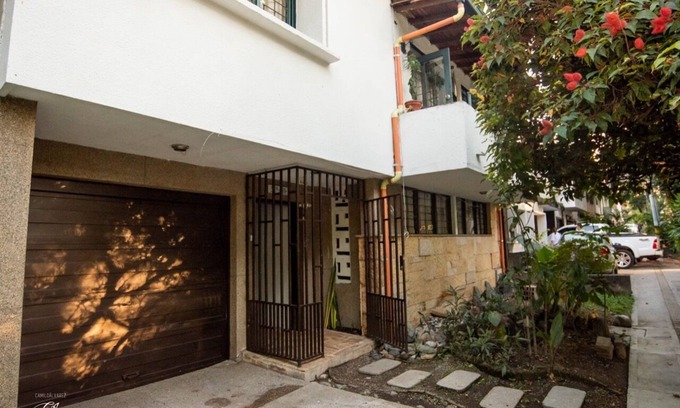 Medellin House | Alameda House a beautiful apartment located in Medellín