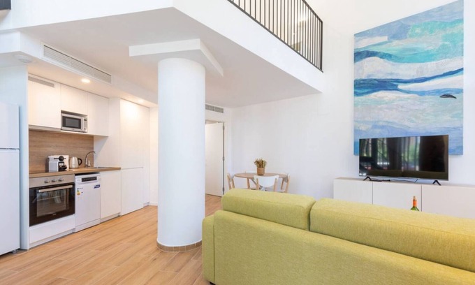Penya-roja Apartment | Alameda suites loft 4