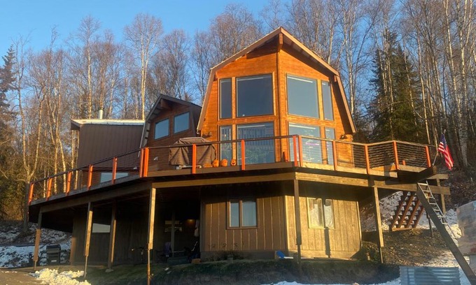 Eagle River Apartment | Alaskan Adventure Awaits!