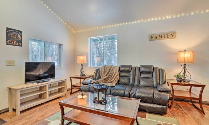 Sutton Cottage | Alaskan Retreat Near Matanuska Glacier & River!