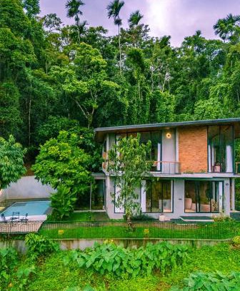 Vayittiri Villa | Alaya Boutique Villa with Dam View by VOYE HOMES