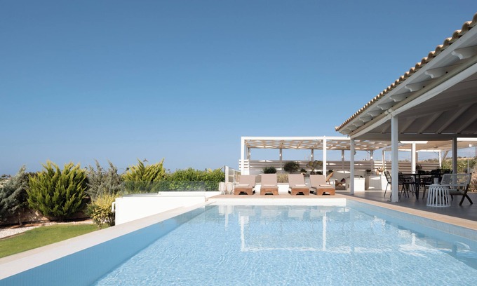 Agkisaras Villa | Alba Bianca Villa, Family Retreat with Heated Pool