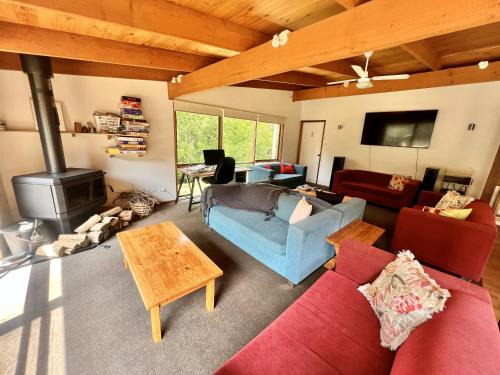 Sawmill Settlement Cabin | Albaski Lodge Room 1