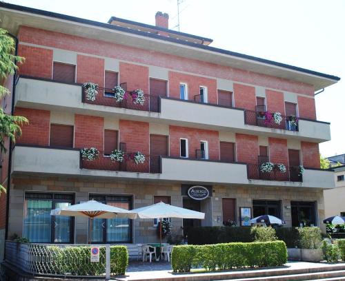 Pianoro Hotel | Albergo "da Mario"