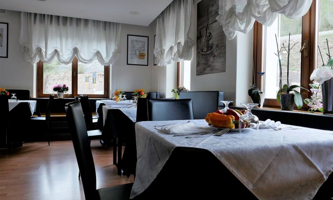 Ponte nelle Alpi Hotel | Albergo De March