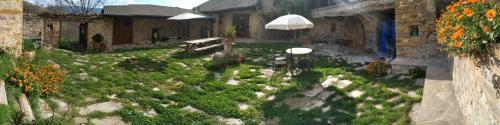 Padarniu House | Albergue Casa Fumenal