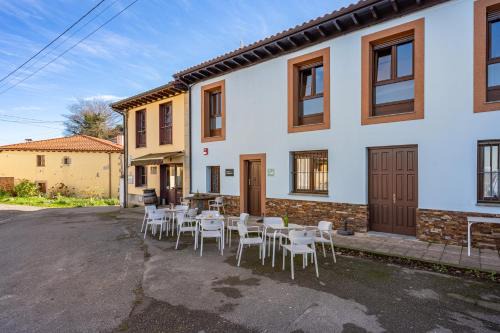 Pivierda House | Albergue El Colmado