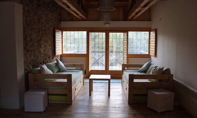 Las Majadas House | ALBERGUE TEJADILLOS is a site specially designed to share.