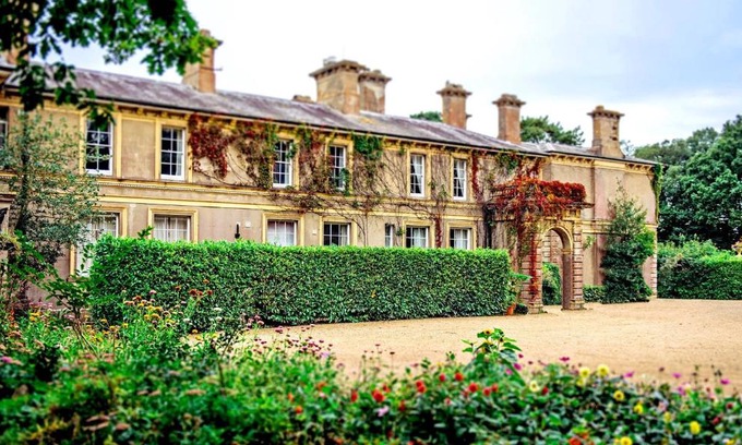 East Cowes House | Albert Cottage Hotel