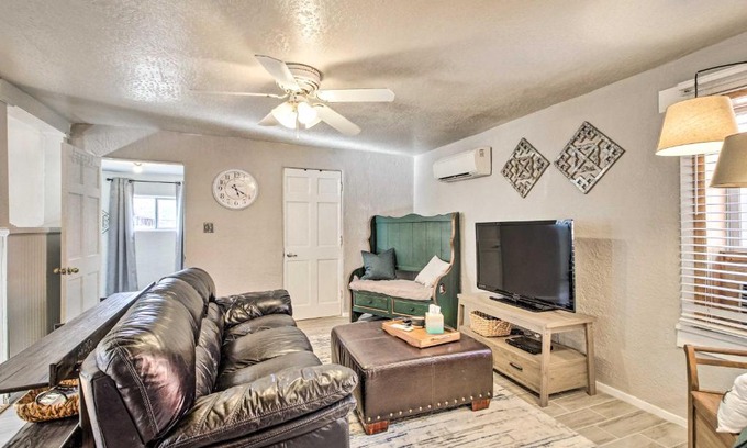 Near North Valley Apartment | Albuquerque Apt - 2 Mi to Dtwn and Old Town!