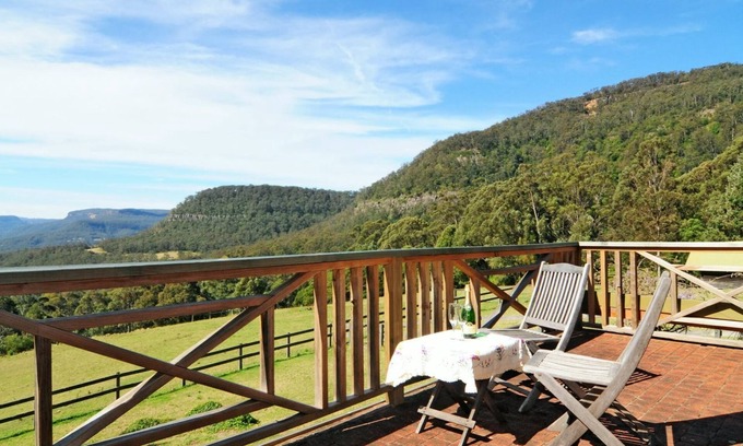 Shoalhaven City Council House | Alcheringa Cottage - Amazing location with views!