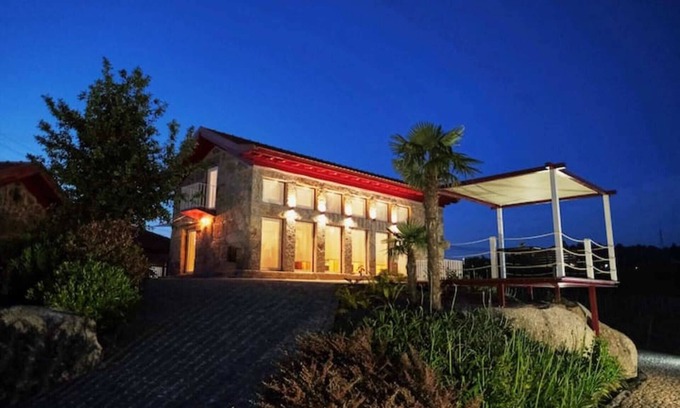 Vilarinho House | Aldeia da Quinta do Paço- Casa do Varandão
