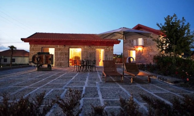 Vilarinho House | Aldeia da Quinta do Paço- Casa dos Namorados