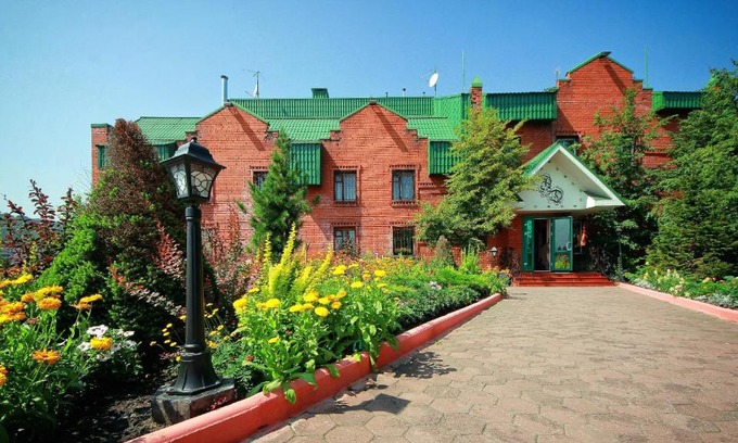 Novokuznetsk Hotel | Aleksandrovsky Dvor Hotel