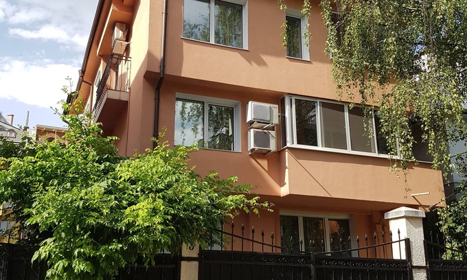 Oborishte Apartment | Alemex Apartment, Two Bedroom & Parking Space