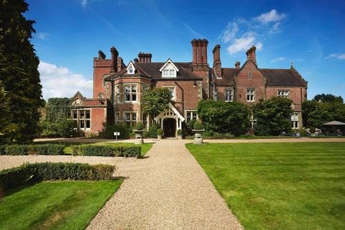 Crawley Down Hotel | Alexander House Hotel & Utopia Spa
