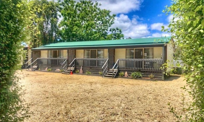 Alexandra House | Alexandra Parklife Studio 5