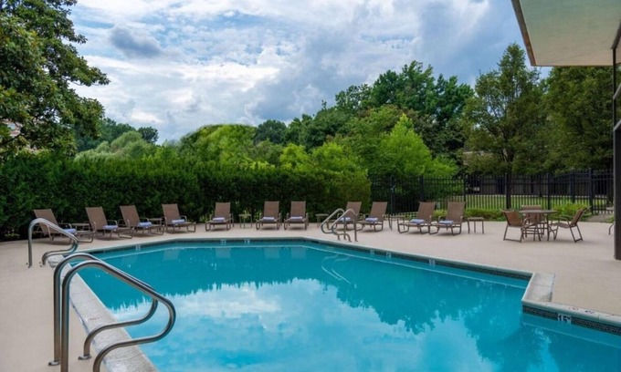 Alexandria West Hotel | Alexandria's Hidden Gem! 2 Relaxing Units, Pets Allowed, Indoor and Outdoor Pool